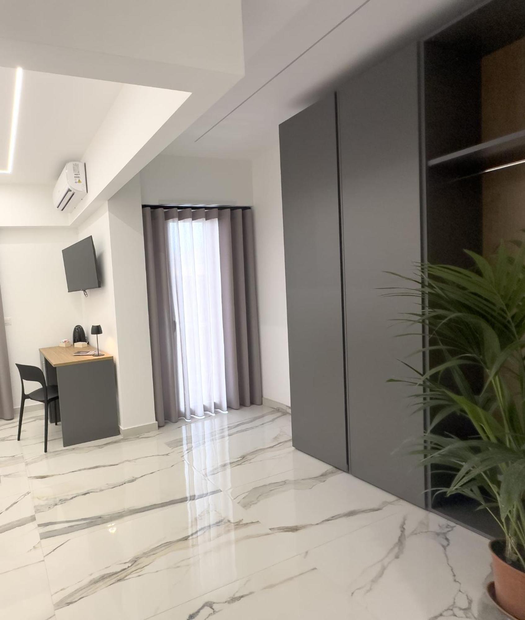 B&B Arcade Luxury Montepaone Lido Bagian luar foto