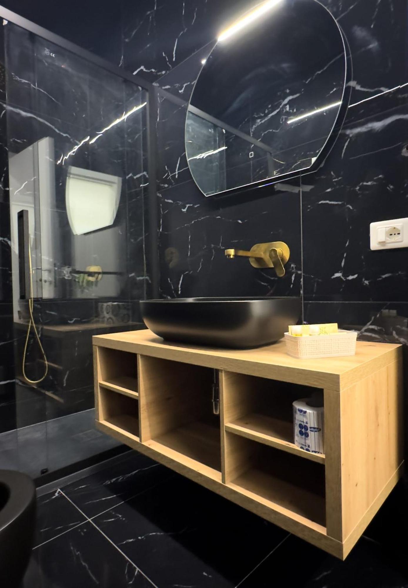 B&B Arcade Luxury Montepaone Lido Bagian luar foto